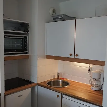 2 Pieces Port Cabourg - 2 A 4 Personnes - 34 M2 - Balcon - Vue Port - Proche Dives-sur-Mer