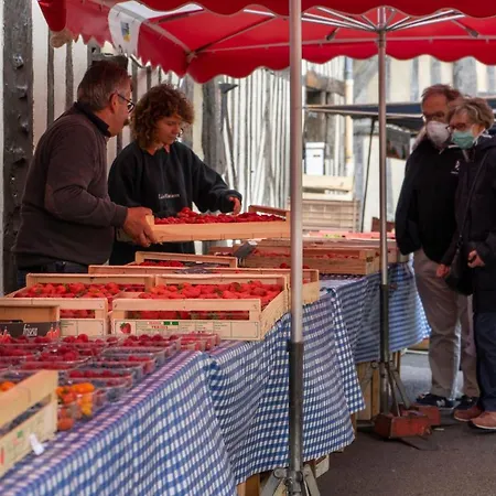 2 Pieces Port Cabourg - 2 A 4 Personnes - 34 M2 - Balcon - Vue Port - Proche * Dives-sur-Mer