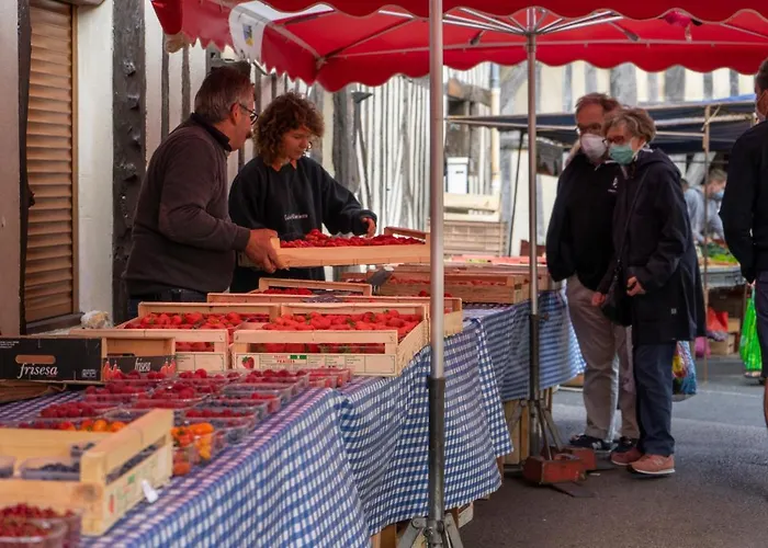 2 Pieces Port Cabourg - 2 A 4 Personnes - 34 M2 - Balcon - Vue Port - Proche * Dives-sur-Mer