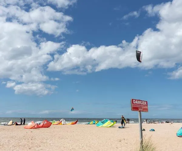 Apartament 2 Pieces Port Cabourg - 2 A 4 Personnes - 34 M2 - Balcon - Vue Port - Proche